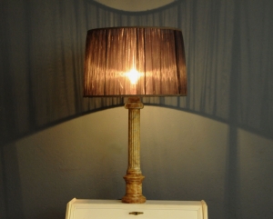marmurowa lampa gabinetowa art deco 